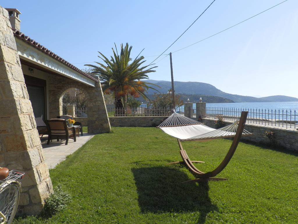 Villa Dimitra Erateini Exterior photo