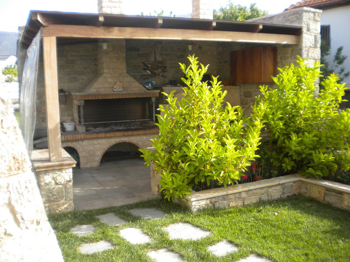 Villa Dimitra Erateini Exterior photo
